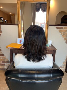 アドラーブル 女池店(adorable) 【くせ毛風ゆるウェーブ】【抜け感】【20代30代40代】