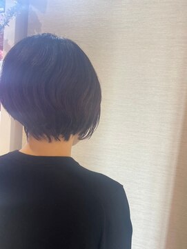 エムウィッシュ(M Wish) 丸みショート/上品大人ショート/黒髪ショート/大人可愛い/透明感