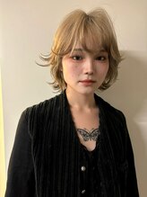 ノラ シブヤ(NORA) ウルフカット　レイヤーカット　ワンホンヘア