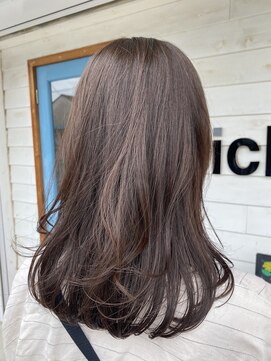 ブリック(Brick) 大人のオリーブカラー