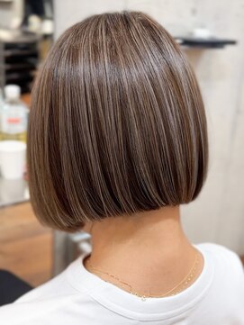 ヨロ 上野(YOLO) ハイライトカラーミルクティーベージュケアブリーチダブルカラー