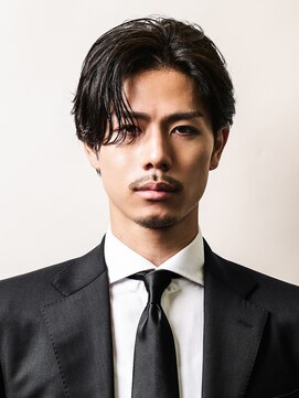 ブラック(BLACK) 大人ナチュラルハーフ ニュアンスパーマ ビジネス ショート