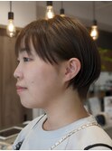 耳掛けキレイなショートヘア!