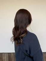 フェイム(FaMe) ロングヘア×コテ巻き