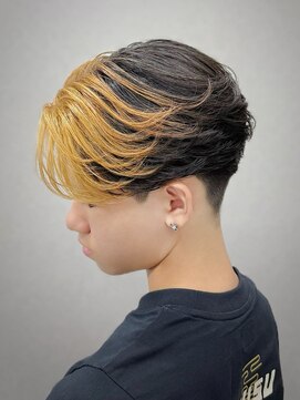 スラッシュ(SLASH) フェザーパーマ/ニュアンスパーマ/センターパート/姫路