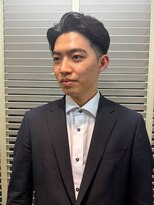 ロライマ 中目黒(roraima)&nbsp;大人/メンズ/刈り上げ/ツーブロック/センターパート／黒髪