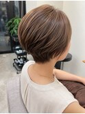 後頭部がぺたんこでも丸く見えるショート