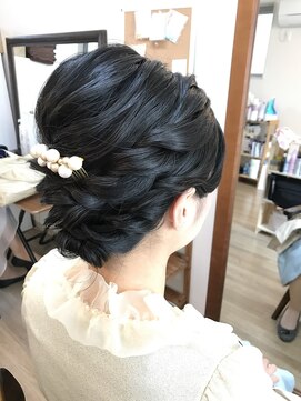 ロカット サロン(Roquat Salon) 清楚シンプルアップアレンジ【ヘアセット　立川/立川南/袴】