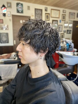 ヴェナ(VeNA) メンズパーマスタイル