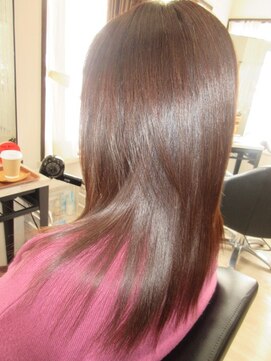 コア フィール ア デイ(COIFFURE A DAY) 【M3D見附今町】サラサラストレート