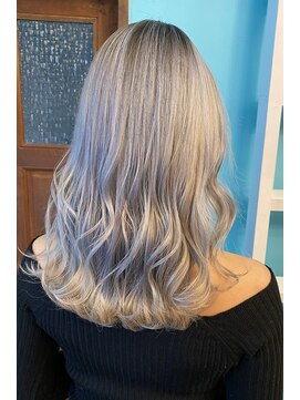 ジェニックバイノギオ(GENIC by Nogio) 《ホワイティーシルバー》by Syun