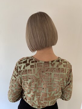 オンヌ(onnu) グレージュ