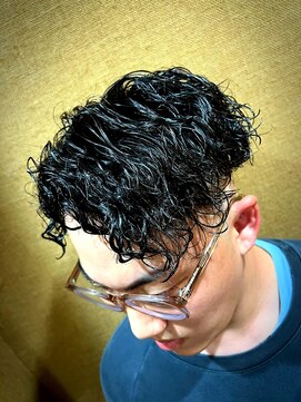ヒロギンザバーバーショップ 大宮店(HIRO GINZA BARBER SHOP) ツイストスパイラル　フェード　大宮