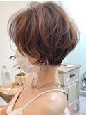 似合前髪 美髪ホワイトグレージュ ネビージュショートボブ