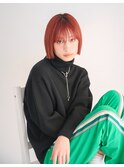 ぱつっとラインがクールなスクエアボブ