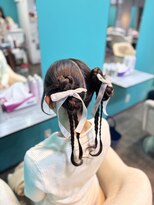 リエラ 新宿(RIERA) りぼんカチモリヘア