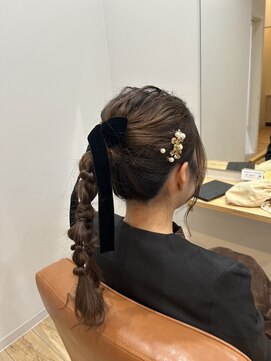 ワッカ(WAKKA) ponytwin × amioroshi