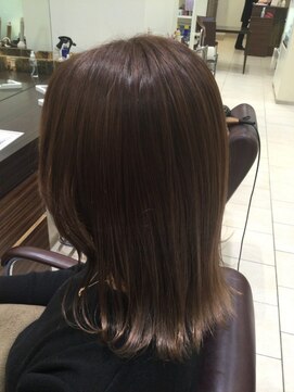 ヒラトヤ 肴町店 ツヤ髪透明感ミディ愛され大人可愛いココアブラウンワンカラー