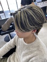 ジーナ 天神(Zina)&nbsp;センターパート/ニュアンスパーマ/フェザーパーマ/ハイライト