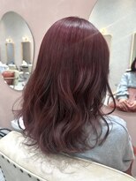 ガーデンヨコハマ(GARDEN YOKOHAMA) ワインレッド ミディアム くびれヘア パーマ 簡単スタイリング