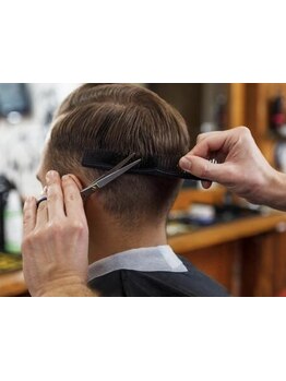 好印象は「髪型」から！オプションメニューも充実◎できるビジネスマンのためのサロンFANSでスタイルアップ