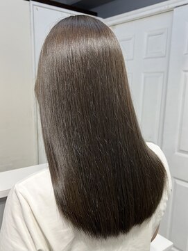 アウラ 近鉄八尾駅前店(Aura) オリーブベージュ×髪質改善UPTOGLOSS 近鉄八尾