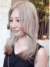 ◎【スソカラー】毛先にだけ色味を施すデザイン。一色のハイトーンカラーにマンネリしてる方にもオススメ♪