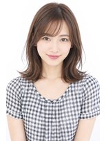 ソレイユ(Soleil)&nbsp;20代30代くびれミディアム/レイヤー/シャギー/小顔/ベージュ