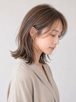 サンタフェ 柳津店(Santa'Fe)&nbsp;白髪ぼかしカラー/大人ミディアム/レイヤーカット
