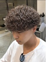 ノイセルヘアー(Noisyle Men's hair) リバースセンターパート/ニュアンスパーマ/ダウンバング/MEN'S