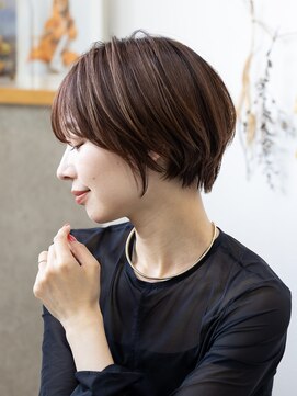 エニル 越谷店(enil) ＊ショート×小顔×ミルクブラウン[レイヤー/似合わせ]