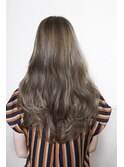 &ヘアーKENTO/限りなく赤みを消したアッシュ