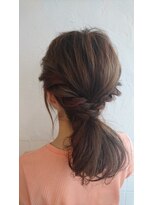 ウィービーパセリ atre川越店(WE BE PARSLEY) ツイストポニーテールヘアアレンジ♪【担当 木村沙織】