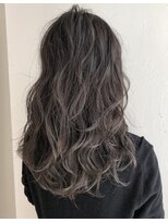 ダルシット(dulcet★★★)&nbsp;【☆☆☆】赤みゼロ！！透明感溢れるグレーパール☆