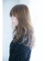 【figaro AVEDA】前髪ありの大人ウェーブロングスタイル☆