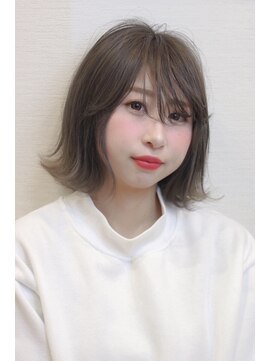 スパリブール(Spalibur) ツヤ感グレージュベールヘア