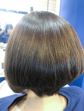 ルッツ カオラ(Ruttu KaoLa) 志木 『コウズマシノブ』ショート♪