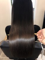 アールサロン アオヤマ(Rr SALON AOYAMA)&nbsp;プラチナミネコラストレート