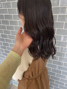 カシェ マエノヘタ(Cashe'e MAENOHETA) うるつやブラウン