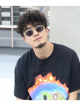 メリケンバーバーショップ コウベ(MERICAN BARBERSHOP KOBE) 七三オールバックツイストパーマかき上げヘアコンマヘア161