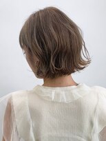 アイティー バイ アルバム 浦和店(IT by ALBUM)&nbsp;ベージュボブ_オリーブカラーハイライトカラー_ba243241