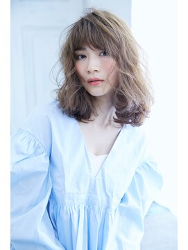 フィガロ アヴェダ(FIGARO AVEDA) フェミニンスタイル