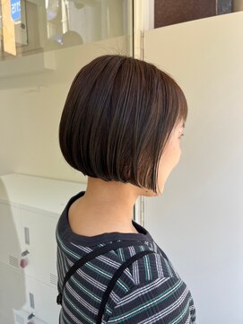 ウニ(uni) ぱつっとミニボブ