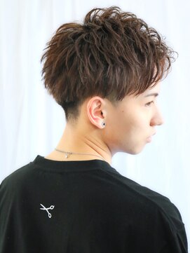 クロト 福岡本店(KUROT) ツーブロック刈り上げビジネス短髪束感黒髪アップバング