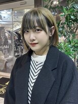 ヘアーアンドメイク ビス(HAIR&MAKE bis) ベージュ×ブラックのフェイスフレーミングカラー【唐木彩華】