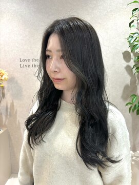 ジーニー 横浜(giinii) 透明感たっぷりの暗髪