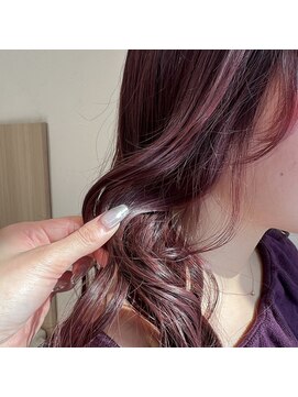 アッシュ 北千住店(Ash) ボルドーレッドカラー