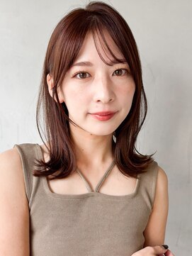 キリ 表参道(kyli) セミディサイドバング外ハネボブ愛され薄めバング小顔カット