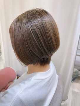 アミュウ(amiu) 白髪ぼかしハイライト