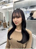 黒髪でも透明感を